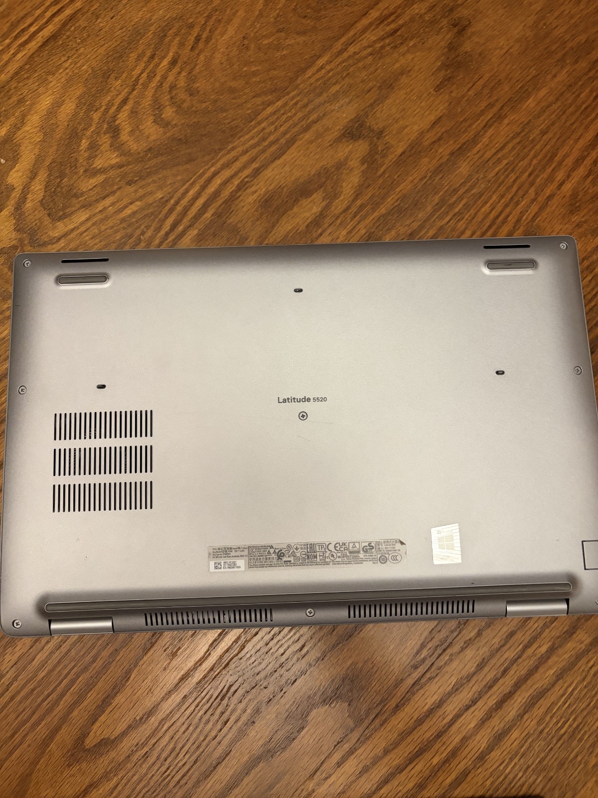 Dell Latitude 5520, 15.6-Inch Laptop, with Intel I5 VPRO, 256 GB NVMe SSD, Windows 11 Pro