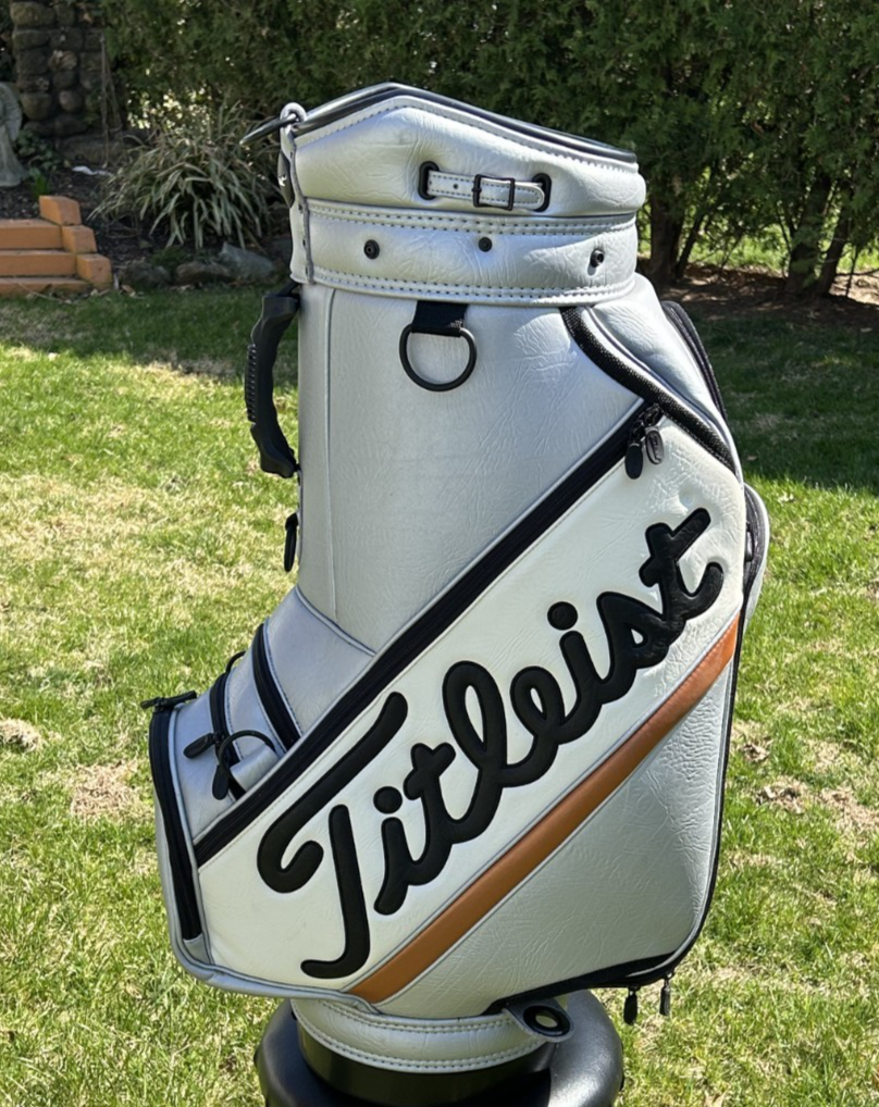 TITLEIST LIMITED ED. STAFF GOLF BAG #988/#2240 (ELS/SCOTT/LOVE III