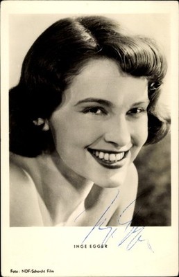 Ak Schauspielerin Inge Egger, Portrait, Fanfaren der Liebe, Autogramm - 10879160