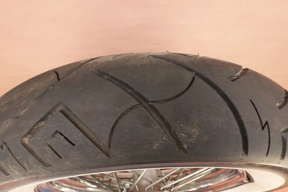 Llanta delantera clásica Yamaha V Star 650 XVS650 1998-2015 SHINKO (DOBLADA) Foto 3 de 4