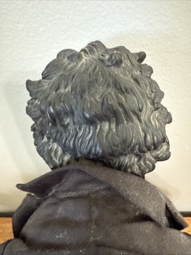 Mezco Cinema Of Fear Deluxe Plush Series 2 Leatherface With Chainsaw - Picture 12 of 18