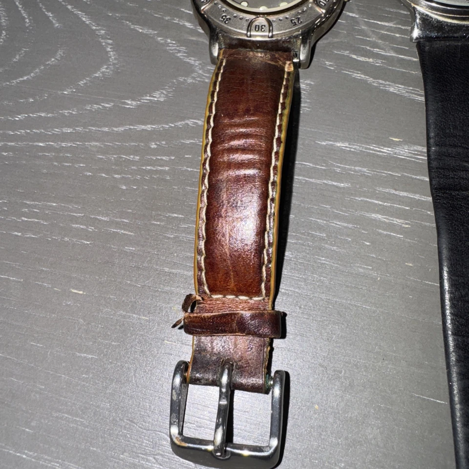 Mixed Lot Of 3 Assorted VINTAGE Mens Watches For Parts or Repair. Untested/As Is - Image 4 of 4