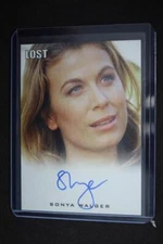 Inkworks LOST Limited Edition Autograph Card - Sonya Walger as Penelope Widmore