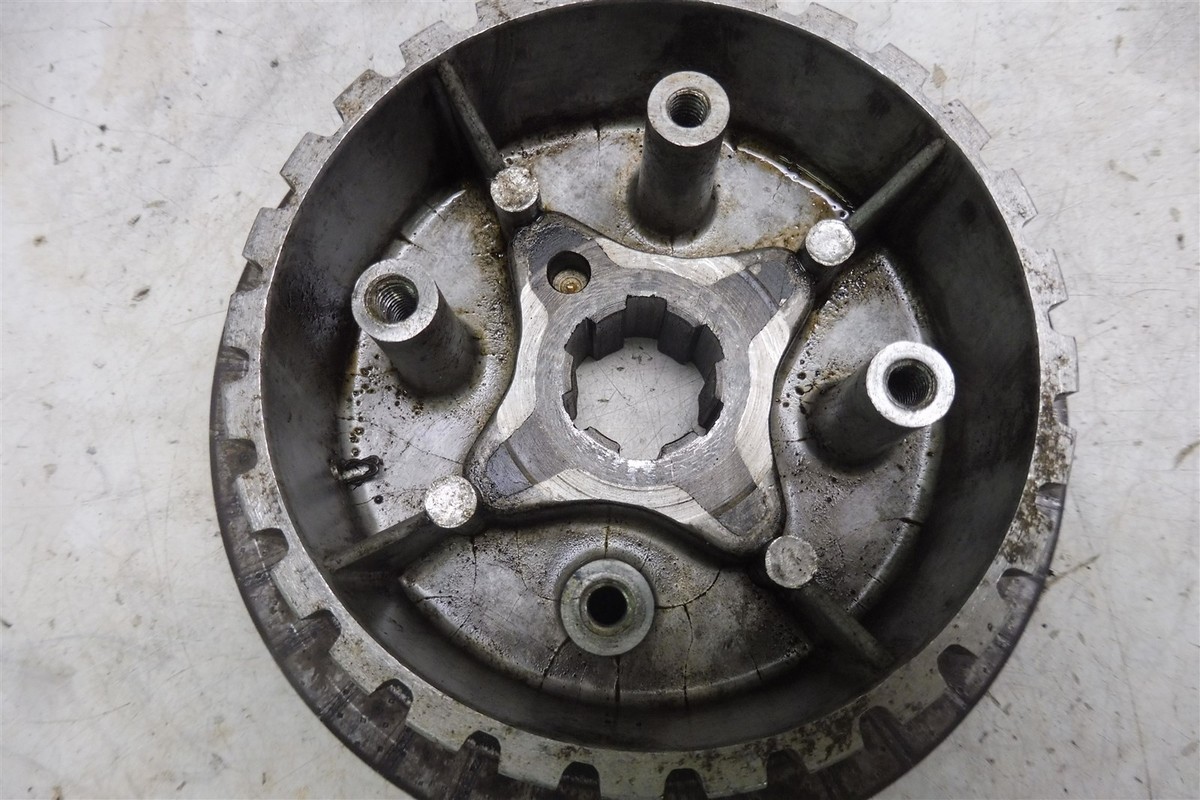 Honda CA77 Dream Touring 305 HM674B. Engine clutch plate centering