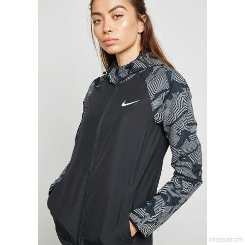 Nike Essential Flash Hooded Jacket for Women 1X |