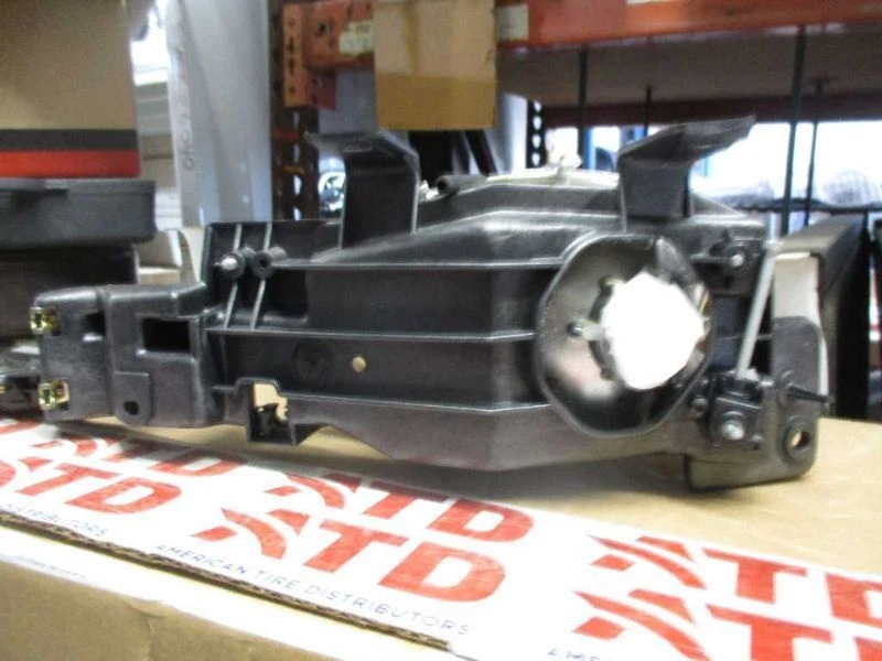 Passenger Right Headlight Fits 95-99 NEON 90634 Foto 2 de 3