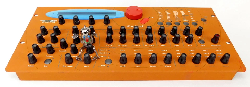 Waldorf MicroWave XT Rack 30 Voices Rack Synthesizer + Top Zustand + Garantie - Bild 3 von 4