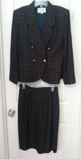 Casual Corner 2-Piece Skirt Suit - Plum/Green Blazer with Solid Plum Skirt - 8P
