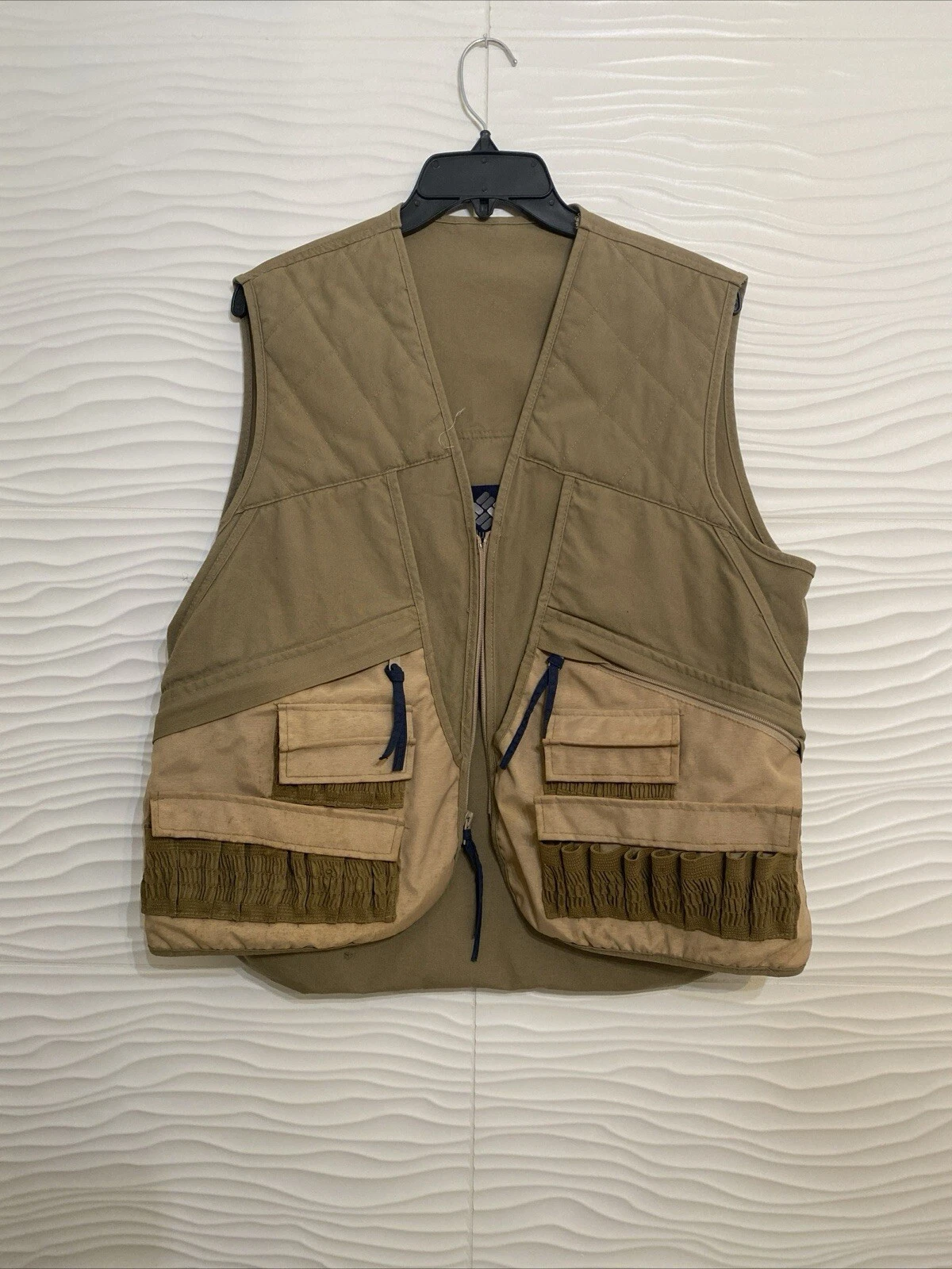 COLUMBIA Sportswear Company Men’s Hunting Vest Size M Beige 24 Shell