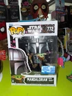 Funko Pop! Star Wars The Mandalorian with Grogu exclusive #772 w/protector