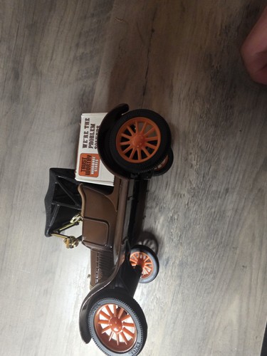 VINTAGE ERTL 1918 FORD RUNABOUT CAMION BANCA NEGOZI FERRAMENTA AFFIDABILI EDIZIONE LIMITATA... - Foto 6 di 18