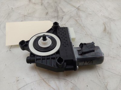 FENSTERHEBERMOTOR MOTOR POWER WINDOW BMW 1 serie (F40) 2021 1060026