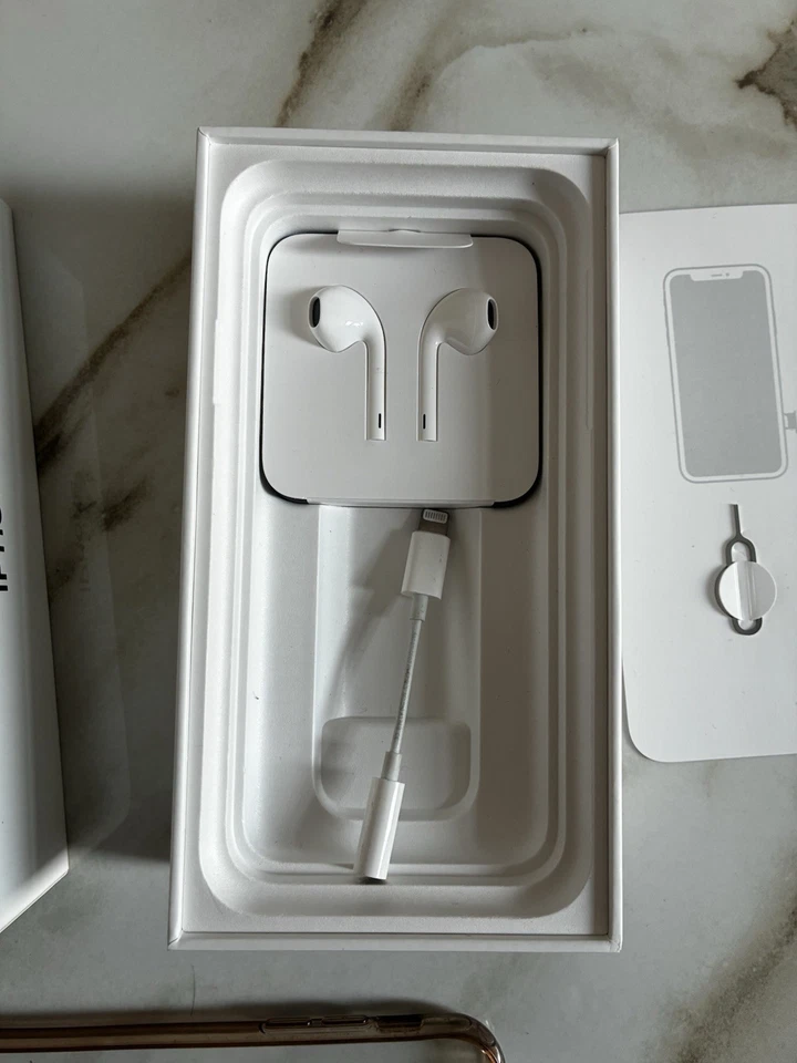 iPhone 11 Nero 64 Gb + Adattatore Lightning/Aux Con Scatola E Accessori - Immagine 4 di 4