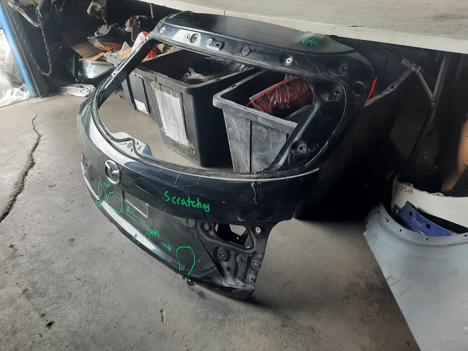 2014 - 2018 MAZDA 3 HATCHBACK LIFTGATE TAILGATE HATCH SHELL OEM USED Foto 2 de 4