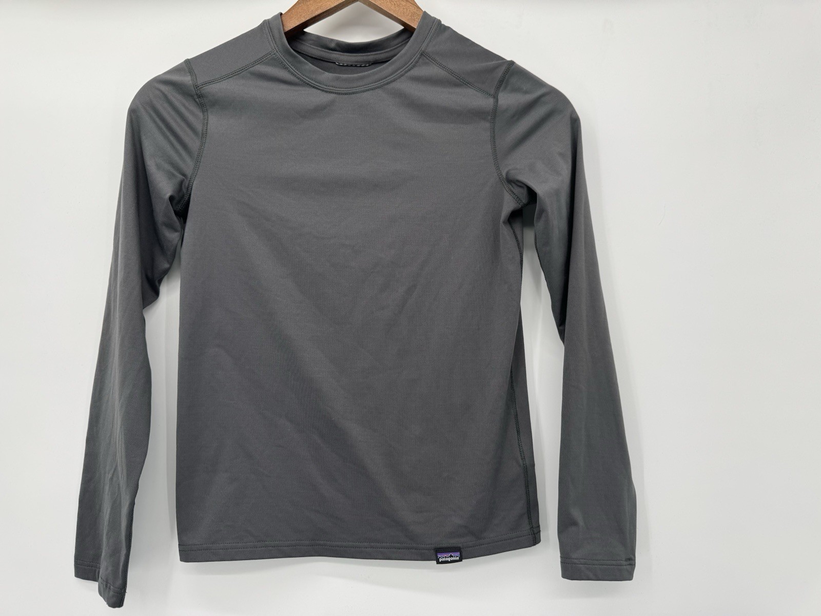 Patagonia Boys Capilene Crew Baselayer Black Top Long Sleeve Large 12 cold thumbnail 2