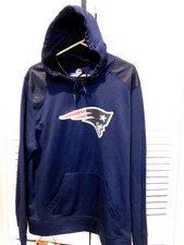 New England Patriots NFL Hooded Pullover Sweatshirt, Large 45" , NWOT
