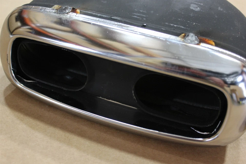 一对 1999 - 2001 年凯迪拉克塞维利亚排气尖扩展件 88959306 88959305 原始设备制造商 — 第 4/4 张图片