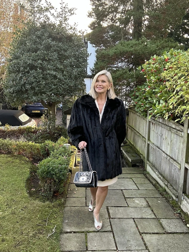 VINTAGE Black Mink Fur Coat UK 10 Grosvenor at Harrods Short Lined Pockets - Image 3 of 4