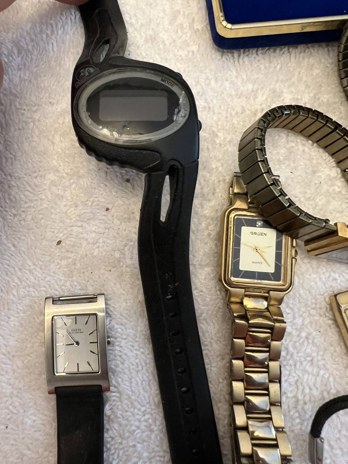 Vintage Watch Lot 4 Craft/Parts 43 Watches Junk Drawer Timex Bulova