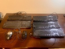 Lot Of 4 Dell Keyboards  1 Logitech Keyboard. 1 Logitech Mouse  1 Dell Mouse