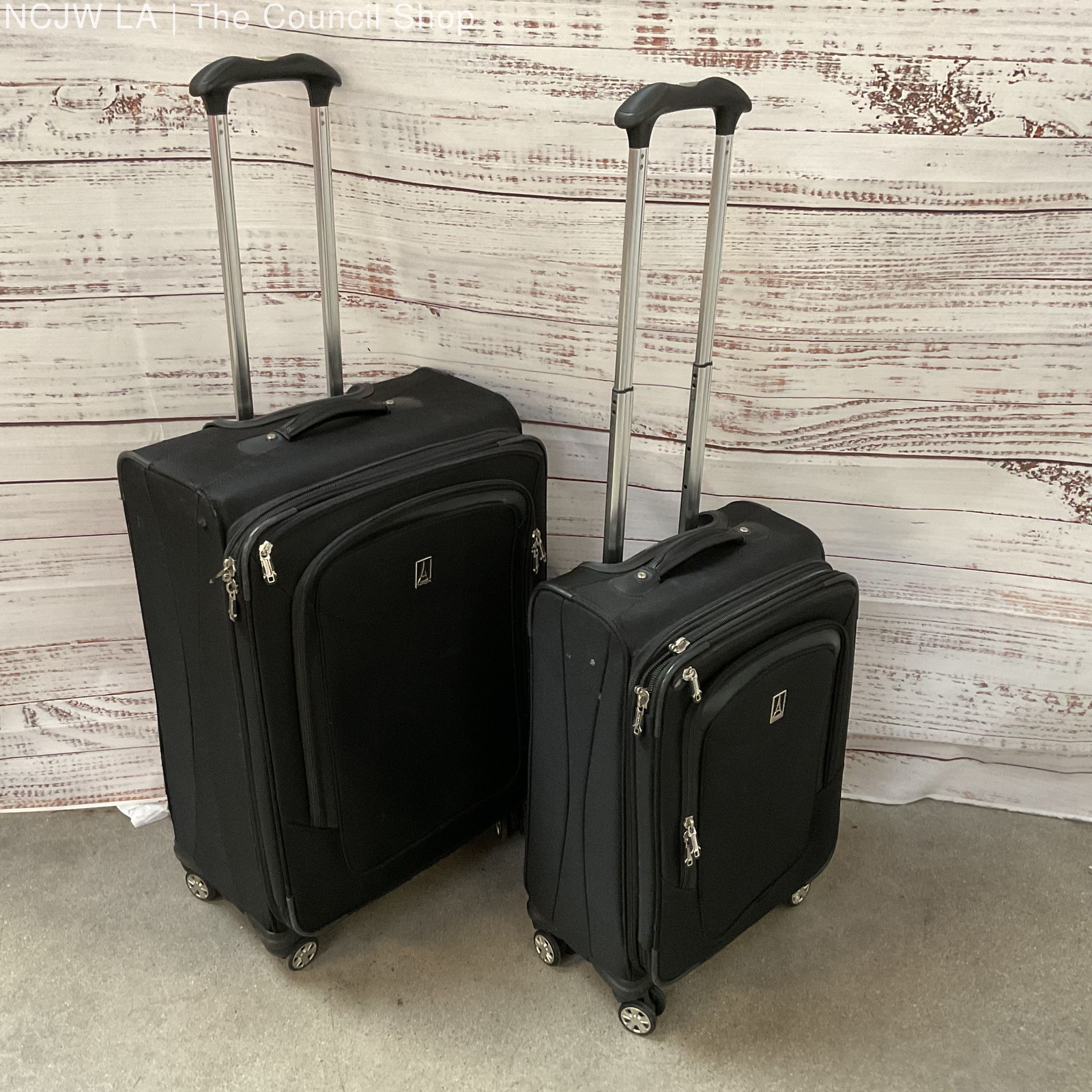 2pc TRAVELPRO Black 26" & 22" Spinner Suitcases