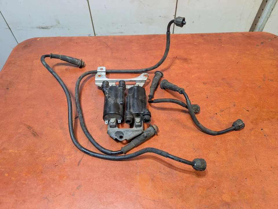 1983-1986 Honda magna V65 VF1100 ignition coils - Image 2 of 4