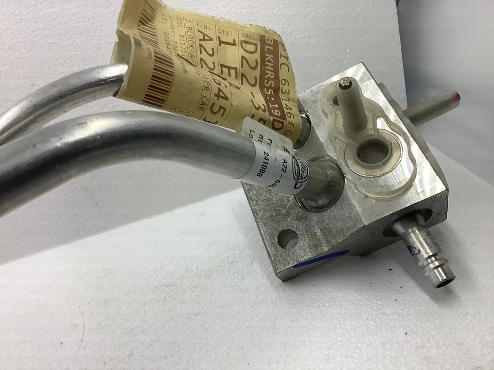 A22-64514-000 A/C Hose Assembly for Freightliner Sleeper Cab P3 A/C Block - Image 2 of 4