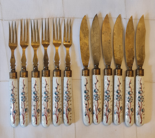 ANTIQUE FRUIT FORKS KNIVES MARKED BRONZE & PORCELAIN SIX PERSONS SET - 第 1/3 張圖片