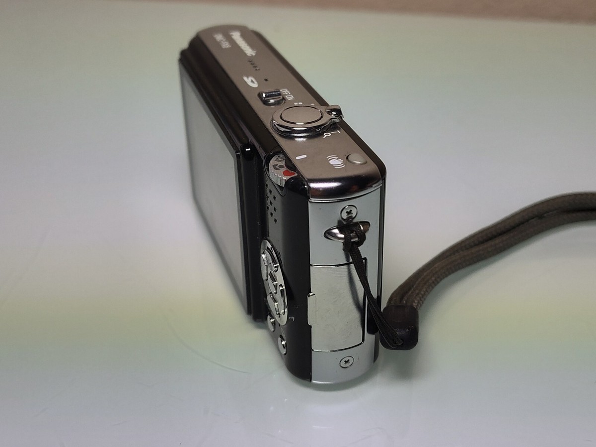 Panasonic LUMIX DMC-FX8 5.0MP Digital Camera Black ***READ*** New