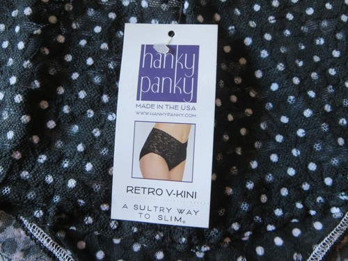 HANKY PANKY LACE RETRO V-KINI SNOWFALL PANTY #2Q2126, SMALL, BLACK/WHT , NWT - Picture 2 of 3