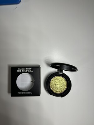 Mac Dazzleshadow Eyeshadow I LIKE 2 WATCH - Size 1 g / 0.03 Oz.