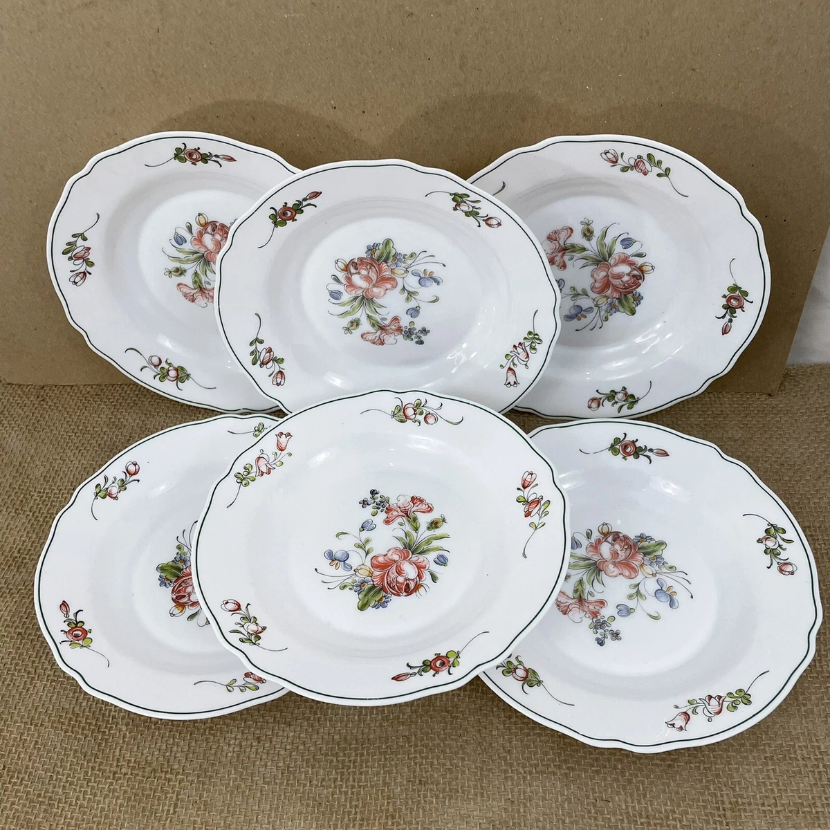 Arcopal France Vintage Floral Red Blue Flowers Luncheon Plates 6