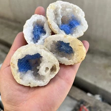 1pc Natural Agate Geode Quartz Crystal Energy Mineral Specimen Reiki Decor