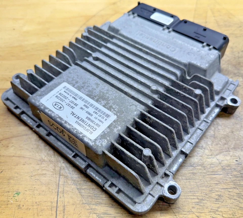 2014-15 Kia Sportage 2.4L ECM двигатель компьютер управления модуль ECM PCM 39107-2GCD6 - Изображение 3 из 4