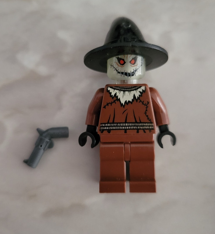 Lego Batman 2008 Scarecrow, Catwoman, & Riddler minifigures