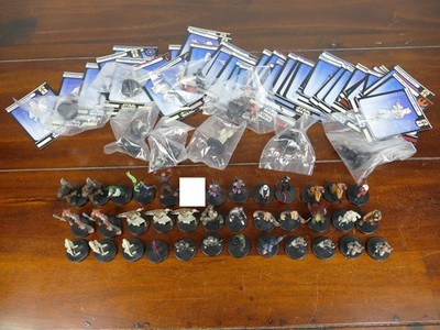 STAR WARS MINIATURES WOTC 45 FIGURES LOT COLLECTION WIZARDS OF COAST TABLE TOP