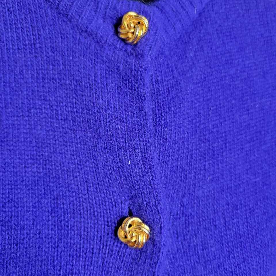 Vintage Nieman Marcus 100% Cashmere Blue Cardigan Sweater Gold Knot Buttons M - Image 2 of 4