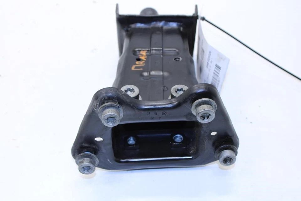 2007-2013 Mercedes-Benz S550 Front Right Reinforcement Impact Bar Stay Bracket - Image 3 of 4