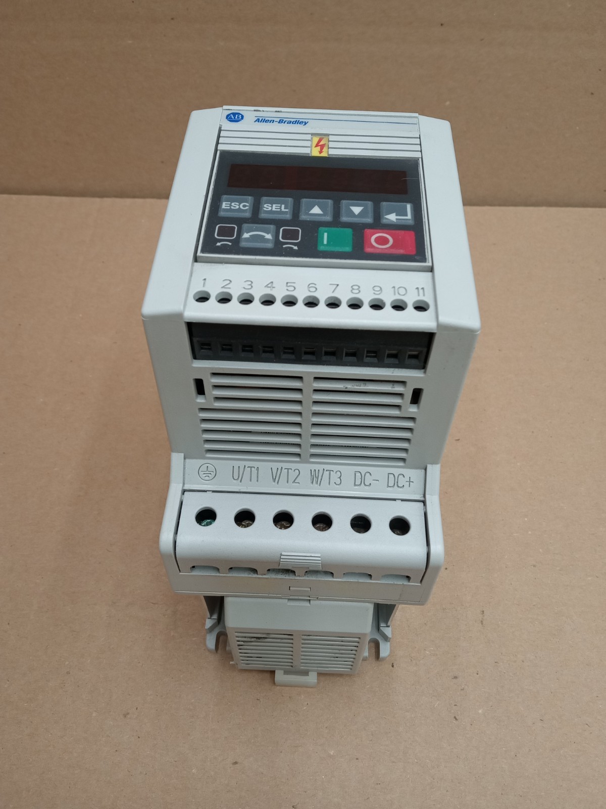 ALLEN BRADLEY 160-BA04NPS1P1, SERIES C, FRN: 7.06
