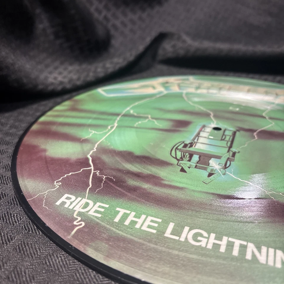 Metallica -Ride The Lightning LP Picture Disc Music For Nations PROMOTIONAL COPY - Image 2 of 4