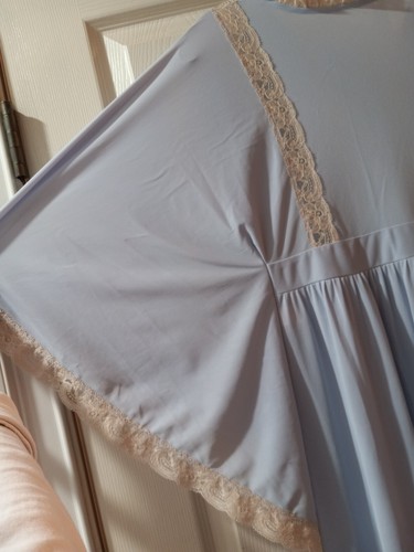 Vintage Gilead Nightgown Wide Balloon Arms Women Size Medium Long Blue Nightwear - Picture 11 of 15