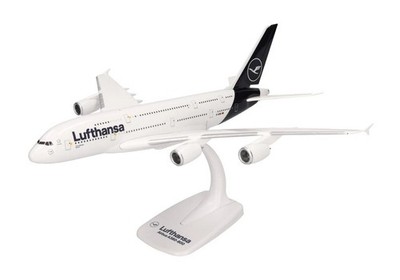Lufthansa Airbus A380 D-AIMB Herpa Plastik Modellflugzeug 1:250