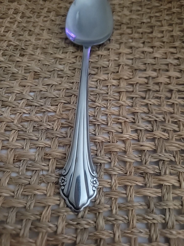 Oneida BITTERSWEET REPOSE Solid Serving Spoon 1881 Rogers Stainless Silverware - Image 2 of 4