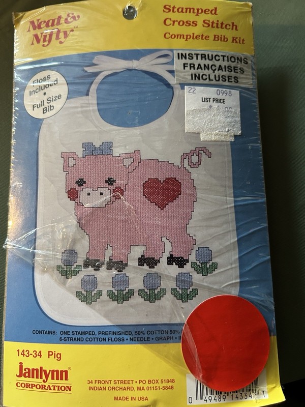 Janlynn Neat & Nifty Pig 143-04 BIB KIT Stamped Cross Stitch USA