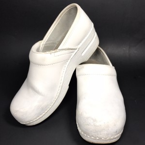 dansko xp nursing shoes