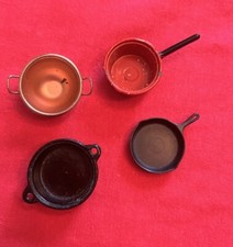 Vintage Dollhouse Miniatures Kitchen Items Lot Of 4 Frying Pans  Pots Dishware