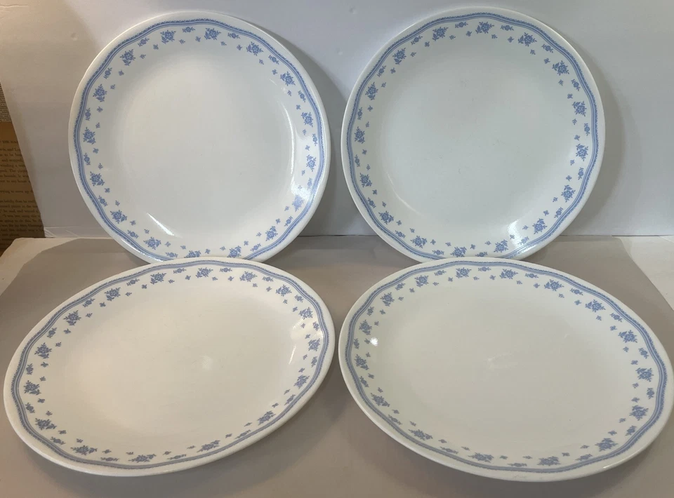 Juego de 4 Platos de Cena Corelle AZUL MAÑANA 10-1/4" Pequeñas Flores Azules Foto 2 de 4