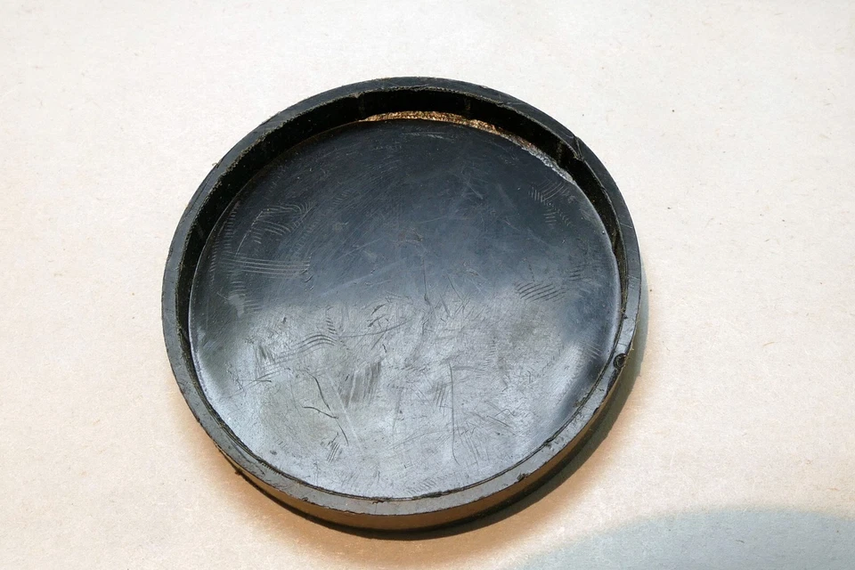 plstic 52mm lens front cap slip on type checkered - Image 2 of 4