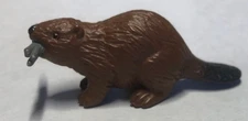 Safari Ltd 2006 Beaver Toy Diorama Figure 4" Long Sticks in Mouth Animal