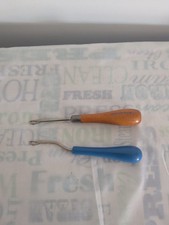 Vintage Latch Hook Rug Yarn Tool Made in Korea Blue Made In England Wood Handle